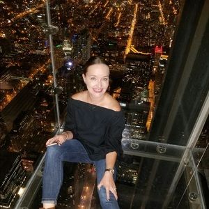 Meet your Posher, Christine